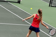 Sydney Bacon gets ready for a forehand shot